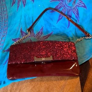 Evening bag. Burgundy color